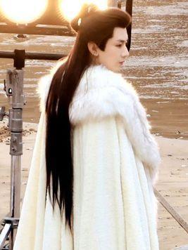 陈艳李明
