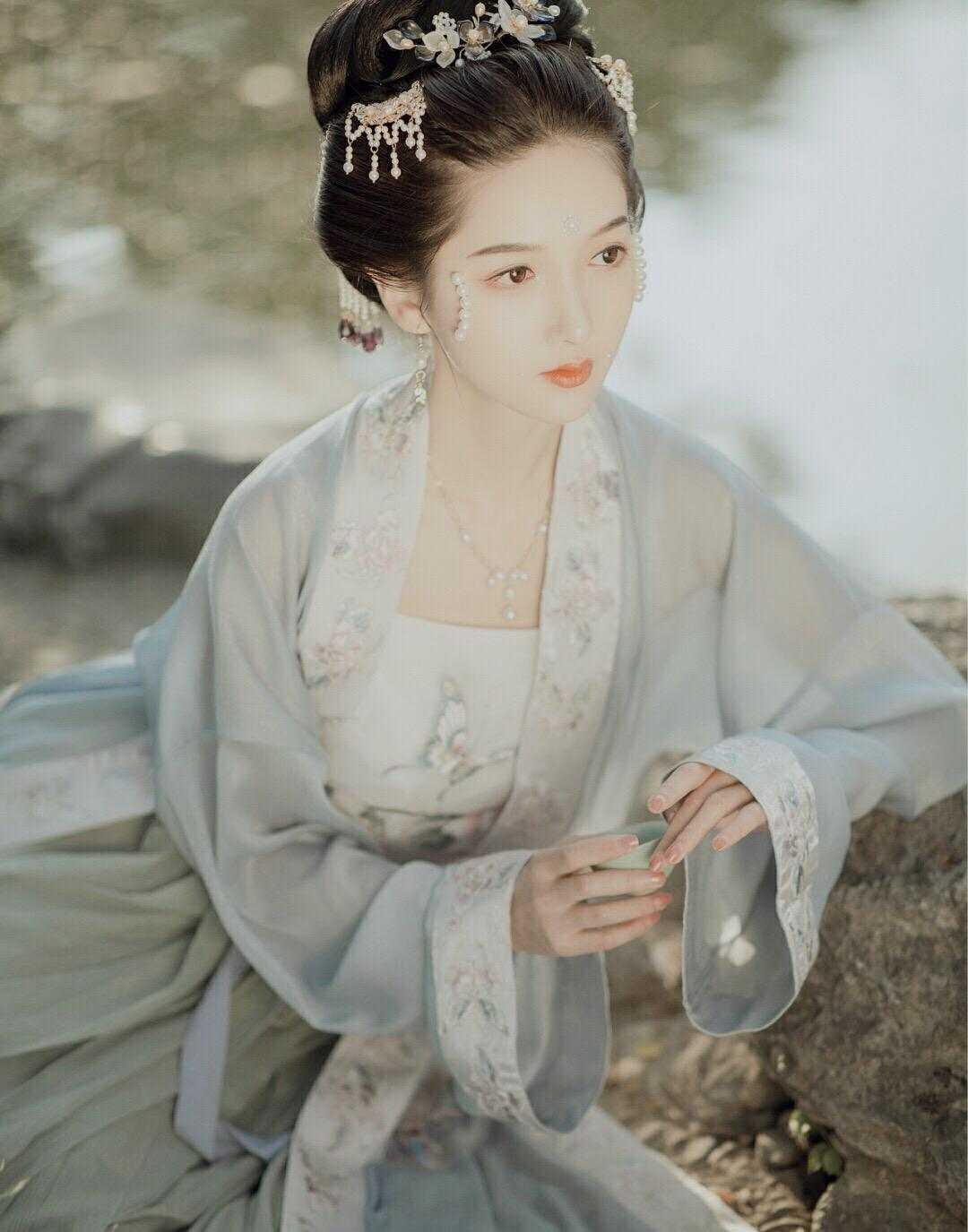 林秋月