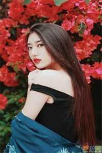 穿成神颜女配我在修仙界杀疯了江