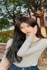女主叫夏琳的
